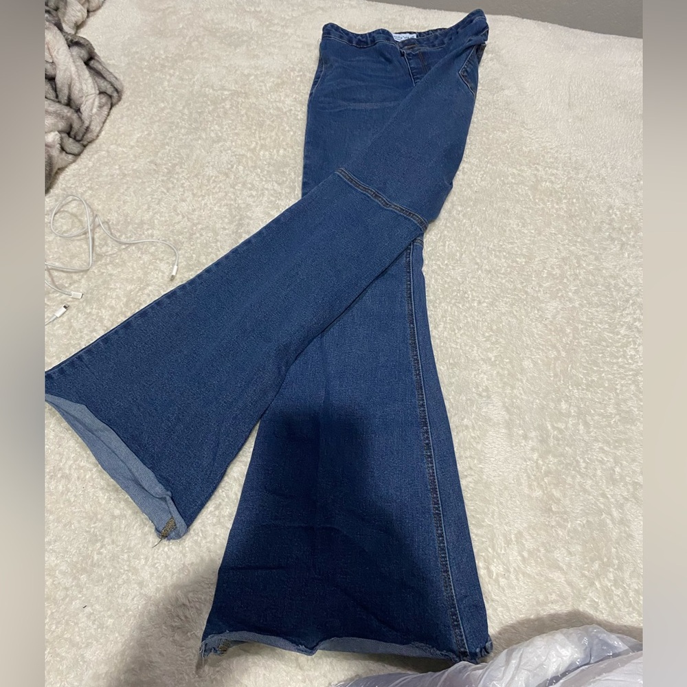 Flare jeans size 28